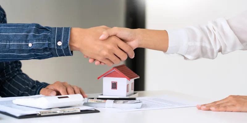 Care sunt pașii de urmat în procesul de vânzare-cumpărare a unei proprietăți imobiliare?